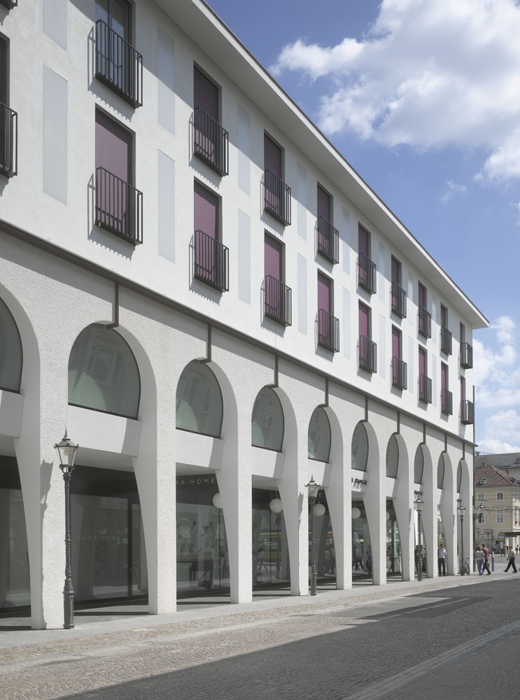 Office and Commercial Building in Karlsruhe