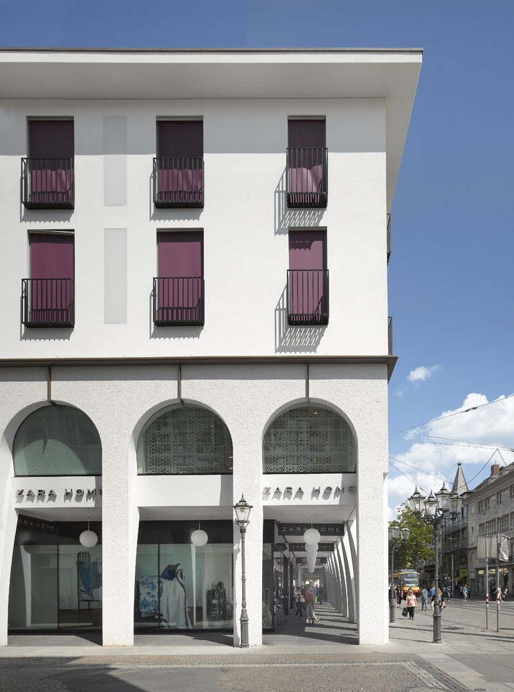 Office and Commercial Building in Karlsruhe