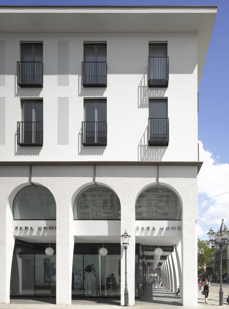 Office and Commercial Building in Karlsruhe